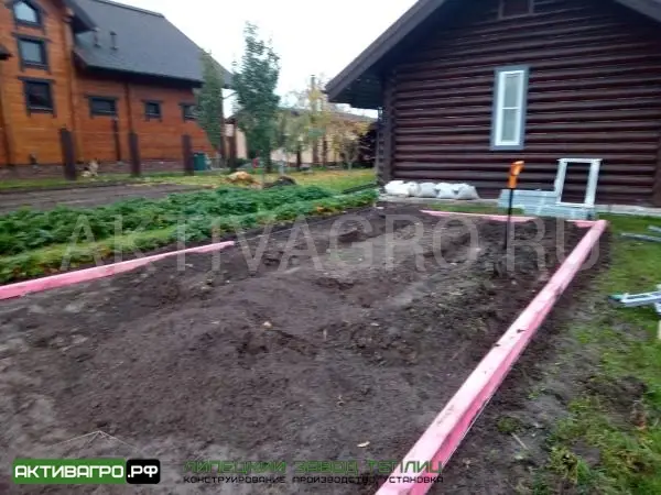 Фундамент для теплицы из бруса 100х80 мм Фундамент для теплицы из бруса 100х80 мм